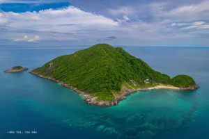 Đảo Hòn Tài, đặc khu Côn Đảo. Ảnh VQGCĐ.