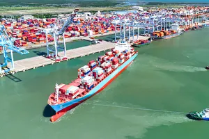 CMIT đón tàu Maersk Cap Jackson, chuyến tàu đầu tiên thuộc tuyến dịch vụ mùa vụ độc lập TPX kết nối trực tiếp Việt Nam - Hàn Quốc - Bờ Tây Hoa Kỳ