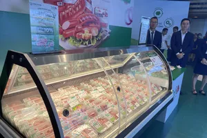 Ra mắt sản phẩm thịt từ "heo ăn chay"