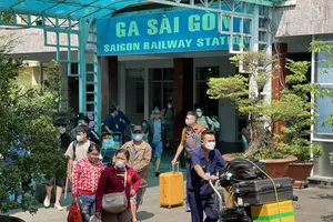 Vé tàu Tết Giáp Thìn 2024 bán từ ngày 20-10