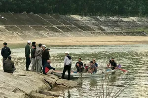 Tìm kiếm nạn nhân mất tích