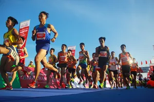 Sôi động Giải vô địch quốc gia Marathon và cự ly dài Báo Tiền Phong lần thứ 61
