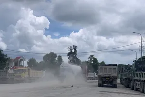 Ngày 17-7,  UBND tỉnh Quảng Ngãi vừa có văn bản bảo đảm trật tự an toàn giao thông trên địa bàn Khu kinh tế Dung Quất.