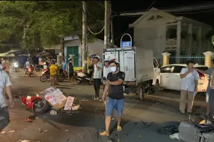 Quảng Ngãi: Xe tải mất lái tông hàng loạt xe máy gần trường tiểu học