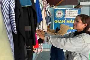 Gian hàng 0 đồng sẻ chia yêu thương cho người nghèo