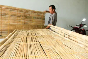 “Xóm giường” và những người giữ gìn hồn tre