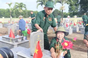 Kỷ niệm 60 năm Chiến thắng Vạn Tường