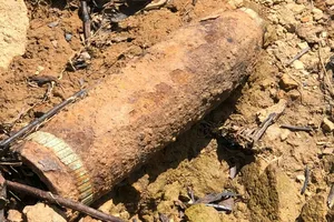 Quảng Ngãi: Đi làm rẫy, người dân phát hiện 2 quả đạn cối