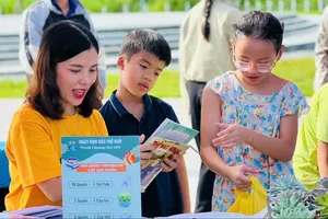 Sôi nổi hoạt động đổi sách, truyện cũ lấy quà xanh ở Quảng Ngãi