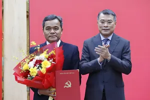 Đồng chí Hồ Văn Niên giữ chức Bí thư Tỉnh ủy Quảng Ngãi