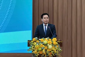 Đồng chí Nguyễn Hoàng Giang tái đắc cử Chủ tịch UBND tỉnh Quảng Ngãi