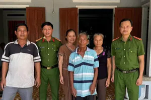 Quảng Ngãi: Công an giúp một gia đình đoàn tụ sau 35 năm thất lạc