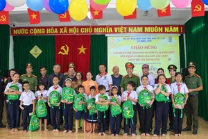 Vui tết trung thu ở Trung tâm Nuôi dạy trẻ khuyết tật Võ Hồng Sơn