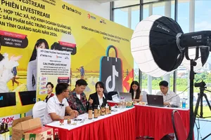 Ứng dụng giải pháp số trong thương mại điện tử xuyên biên giới đối với doanh nghiệp tỉnh Quảng Ngãi