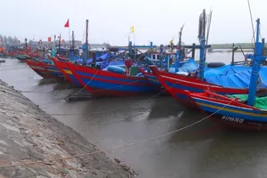 Đêm nay 16-7, vùng ven biển từ Thanh Hóa đến Hà Tĩnh có gió bão giật cấp 11 