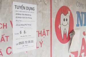 Lừa đảo tuyển dụng quanh các khu công nghiệp ở Bình Dương