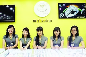 Kim cương nhân tạo Ngọc Long Châu khuyến mãi đặc biệt mừng xuân 2018 