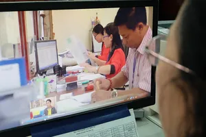 Hội thi quay video clip giới thiệu “Gương sáng quanh tôi”  đã chạm được tới người dân bình dị