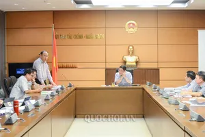   Ủy ban Tài chính - Ngân sách của Quốc hội làm việc về những nội dung giải trình, tiếp thu, chỉnh lý dự thảo Luật. Ảnh: QUOCHOI