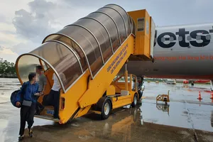 2 lần đáp xuống Tân Sơn Nhất không được, máy bay từ Pleiku phải hạ cánh xuống Cần Thơ  ​