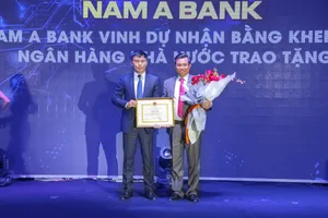 Nam A Bank nhận bằng khen của Thống đốc Ngân hàng Nhà nước Việt Nam