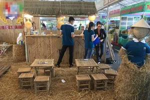 Sạn trong festival lúa gạo