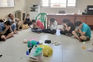 Nở rộ tệ nạn bài bạc