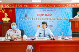 Họp báo Giải Báo chí quốc gia lần thứ XV - năm 2020. Ảnh: HNM 