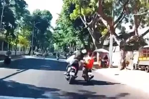 Hình ảnh tấn công người đi đường được cắt từ clip