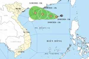 Áp thấp nhiệt đới di chuyển nhanh về phía Tây, ít khả năng thành bão