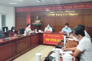 Quang cảnh buổi họp báo tối 21-9 tại điểm cầu Ban Tuyên giáo Tỉnh ủy Bà Rịa - Vũng Tàu