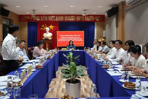 Quang cảnh buổi làm việc
