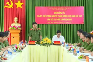 Thiếu tướng Nguyễn Thanh Hưởng, Phó Giám đốc Công an TPHCM phát biểu tại buổi làm việc