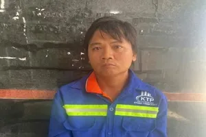 Đối tượng chém con riêng của vợ đã bị tạm giữ. Ảnh: CATĐN