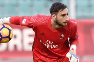 Donnarumma vẫn chưa quyết định tương lai