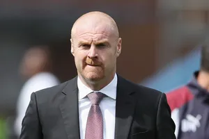 Burnle: Tiêu 10,5 triệu bảng vẫn lạc quan