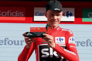 Veulta a Espana 2017: Nibali thắng chặng 3, Froome giành Áo đỏ