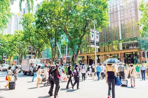 Thả ga shopping tại hai  thiên đường mua sắm châu Á