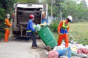 準備把垃圾從集中地運送去處理。