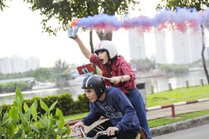 電影《小妹未到１８歲》未正式公映時已被盜錄。