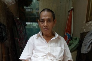 呂志偉患肝硬化多年，肚子日益變大。