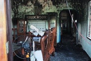 圖為火勢熄滅後的殘骸現場。（圖源：民越）