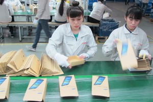 圖為三星的河內某一包裝供應商之廠房車間。（圖源：T.Hương）