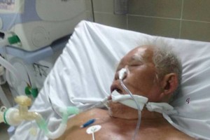 八旬病人仍在昏迷