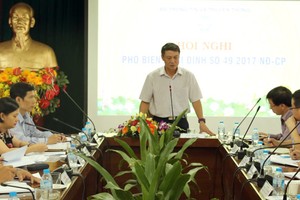 新聞與傳播部副部長范鴻海在會議上發表指導意見。（圖源：光英）