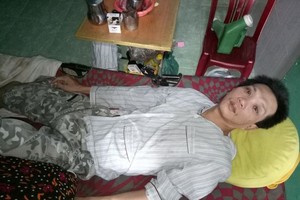 交通事故後臥床不起