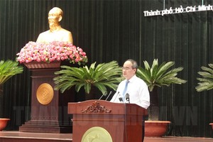 市委書記阮善仁在會議上發表講話。（圖源：市黨部新聞網）