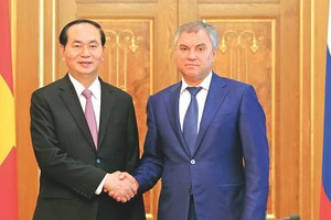 國家主席陳大光會見俄羅斯聯邦國家杜馬主席納雷什金。(圖源：互聯網)