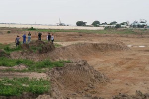 根據美國退伍軍人提供的訊息，新山一機場西面可能是第二個的戰爭犧牲約600越南部隊遺體埋葬坑。(圖源：廷富)