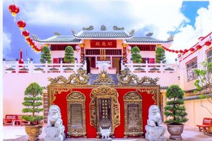 海南會館內的昭應殿。